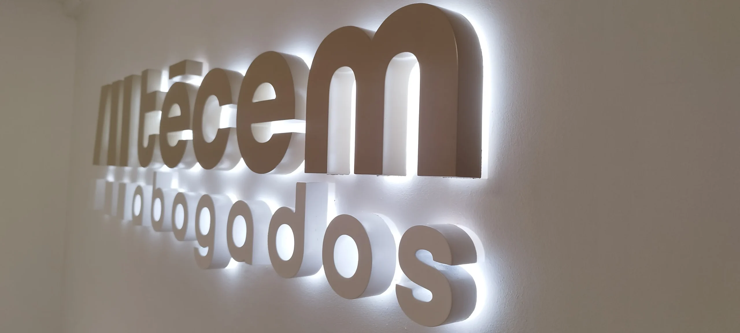 Tecem Abogados, rotulación, rotulación interior