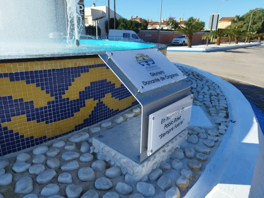 Indagrafic: empresa de rotulación en Málaga. Creamos soluciones visuales de gran impacto: rótulos, vinilos para vehículos y fachadas, e impresión digital. 35