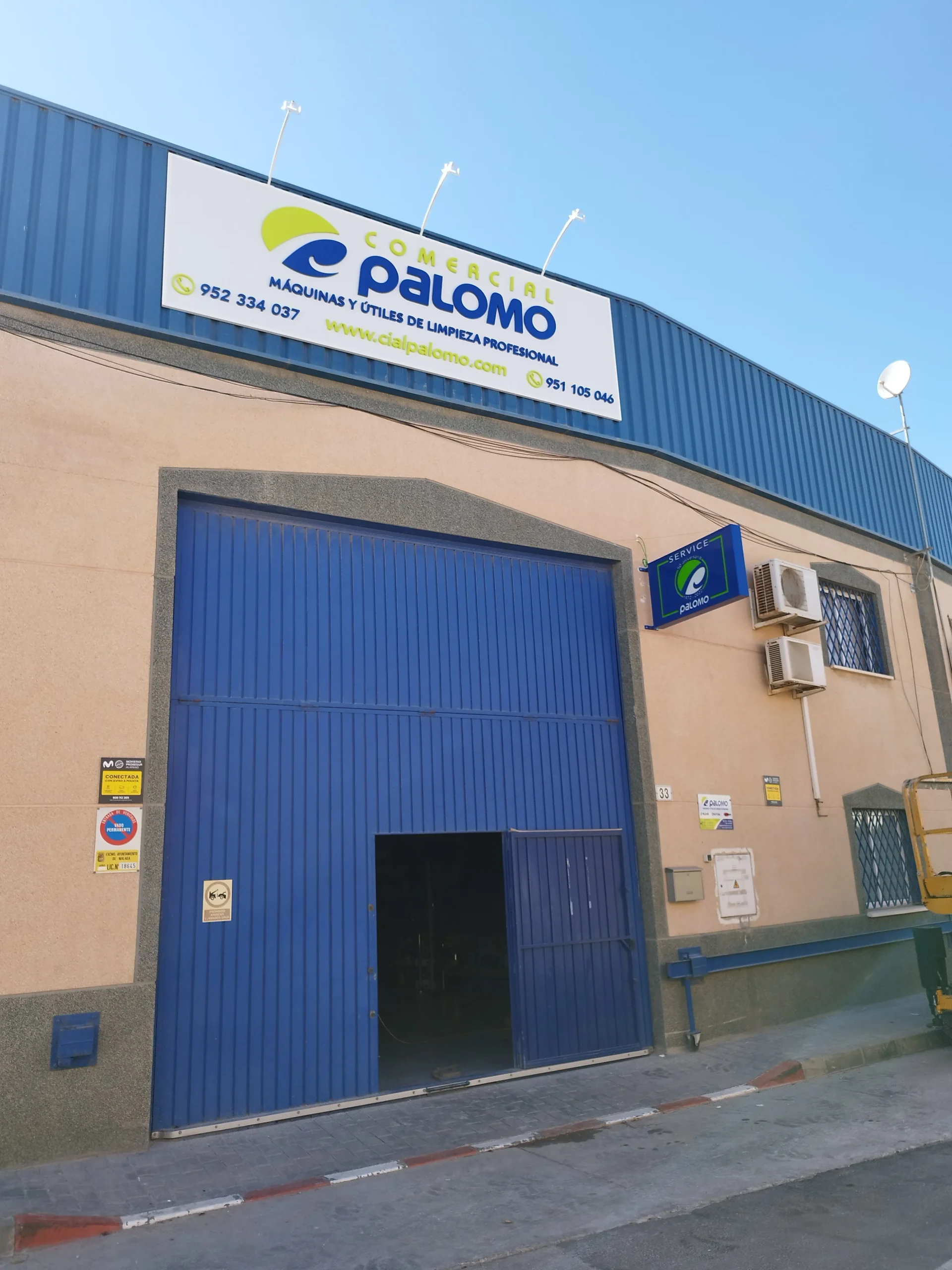 Comercial Palomo, rotulación, rotulación exterior