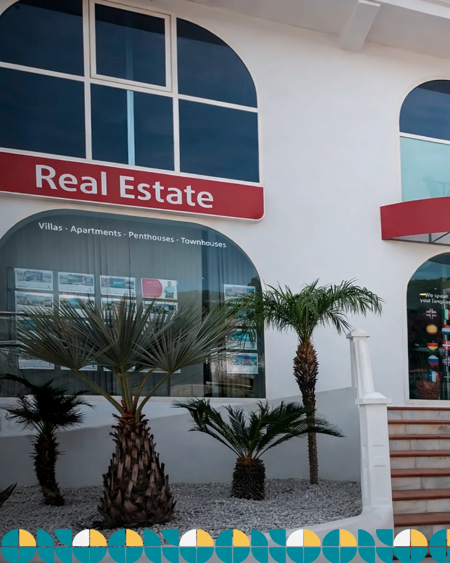 Letras corpóreas gran formato fachada Viva Marbella - Indagrafic Málaga