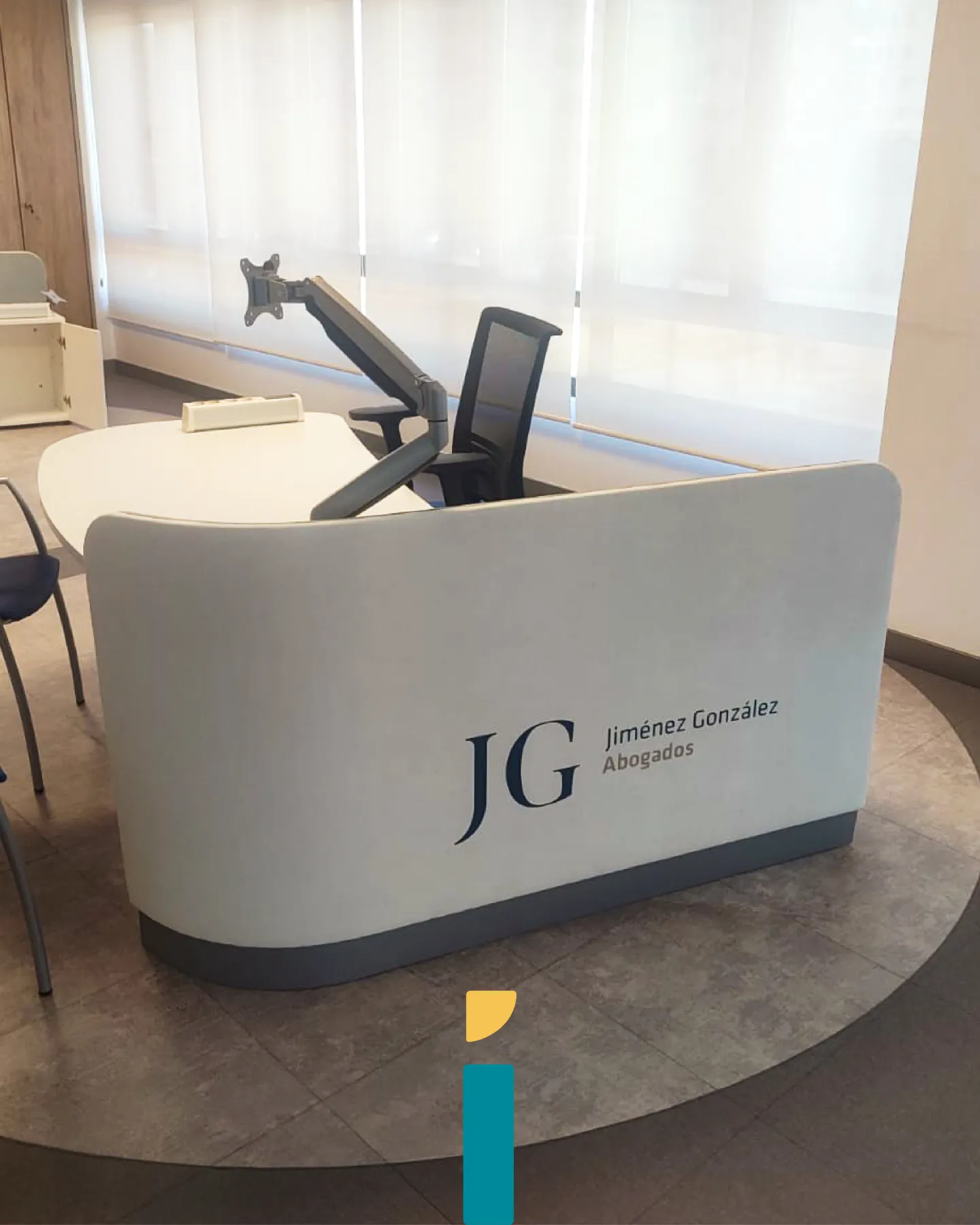 Rotulación interior Jiménez González Abogados despacho Málaga - Indagrafic