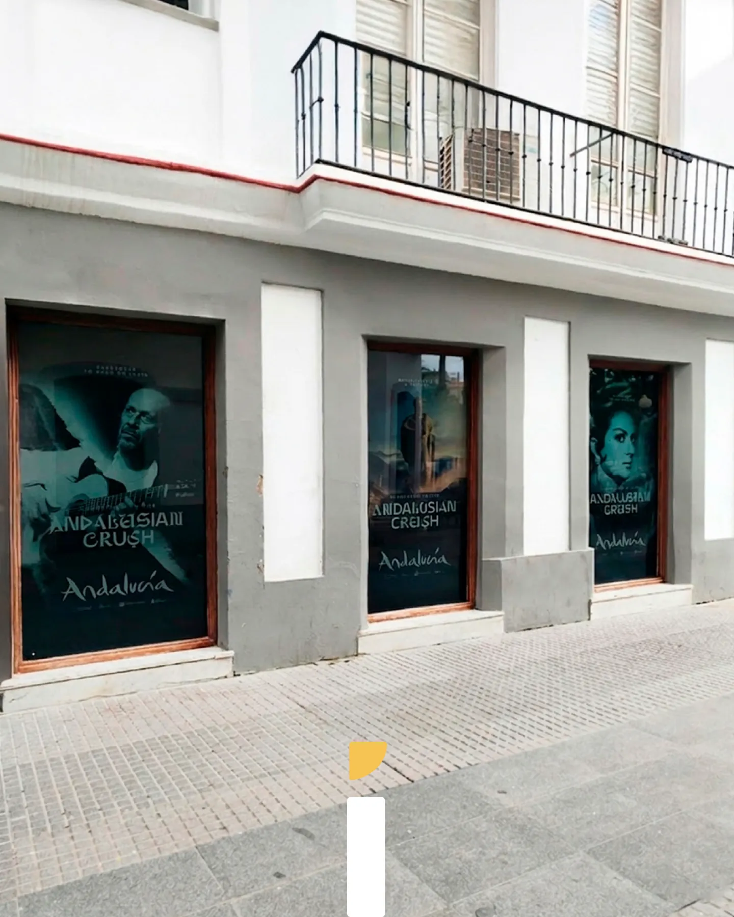 Rotulación Oficina de Turismo Junta de Andalucía Cádiz - Indagrafic