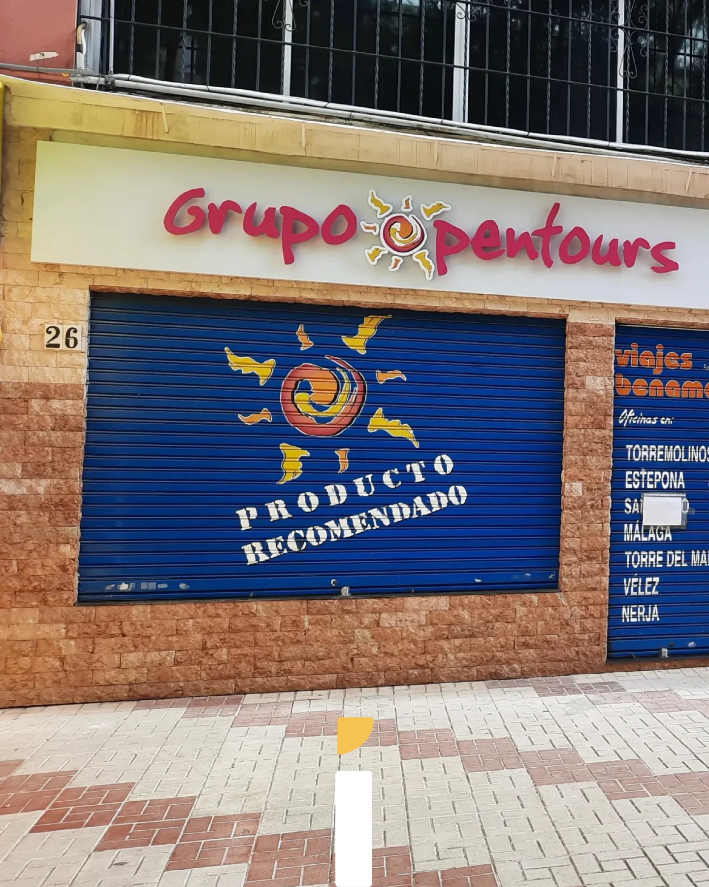 Letrero luminoso LED fachada Viajes Benamar Málaga - Indagrafic