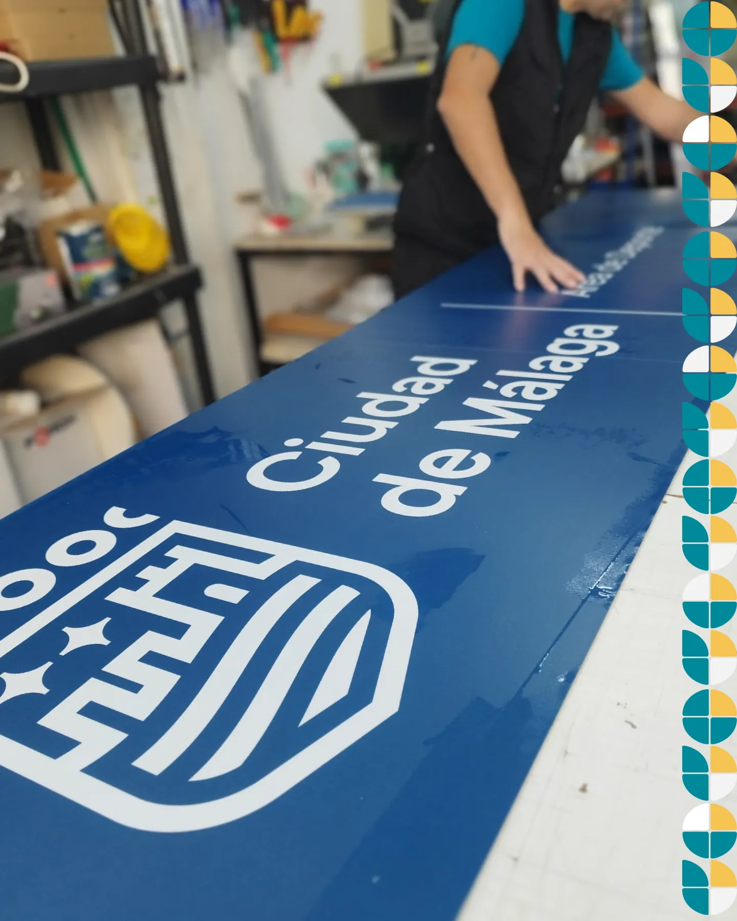 Señalización municipal espacio público Málaga - Indagrafic